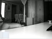 两口子客厅激情一顿输出搞的美妻欲仙欲死