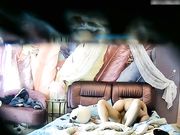 鲜花插牛粪上长发美女被猥琐小胖哥爆草