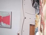 寂寞美眉兰花指自渎指甲那么长也不怕抠破逼