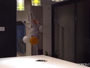 蒙上男友的眼睛和闺蜜一起享用男友的大屌