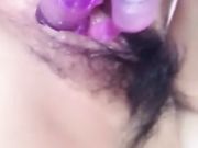 在家无聊也不让男人插自己插用力干的水到处都是