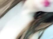 高颜值大乳晕萌妹子带着可爱耳朵性感黑丝睡衣脱光光床上自慰