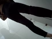 两位清纯美少女 嫩嫩的小穴白白的圆臀超美