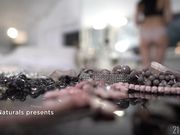 不用水路走旱路猛干娇美人妻小屁眼的大肉棒