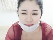 白肤美小英姐和眼镜佬啪啪完洗澡给大家看下面的逼毛真性感