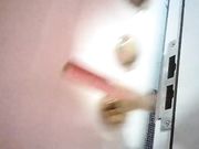 高级情趣房约操上门服务的援交女逼毛茂密淫水泛滥套都干破了