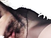 特别骚还很美的网红Amy小野猫无内黑丝撕开插入棒棒出水水