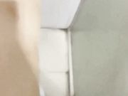 大肚猛男炮友玩性爱自拍卫生间各种抽插爆操内射浪穴