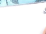 露脸玩刺激路边看着行人玩大奶肥臀口活超棒车里被草到淫叫