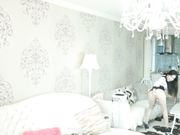 美女模特宛宛干净无毛馒头穴搔首弄姿挑逗诱惑自摸阴蒂