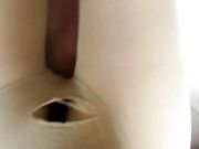 小哥约啪风骚援交学妹撕破肉丝快速抽插她的骚穴