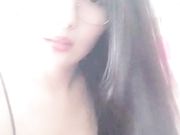 哺乳期人妻，奶水很足喊着爸爸快来吃奶水，道具插入骚逼淫水让老公来舔逼喝