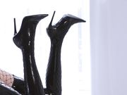 惊艳性奋两个美女黑丝皮衣挡不住一看就硬了想操作品 美女身材一流苗条大长腿这小翘臀操进去要射啊720P高清