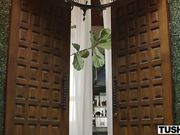 高质量颜值不错的肉感美女和朋友一起操太刺激，妹子漂亮肉嘟嘟好身材