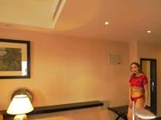 豪華套房約拍極品車模裸露三點賣弄姿色 連體情趣摀穴呻吟浴室洗澡揩油