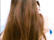 美女不要这样，戏精网红刘婷演绎借口不会用遥控器骗酒店服务员小胖进房间扑倒强搞