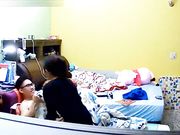 猥琐眼镜男在玩电脑被苗条漂亮女友主动求操各种体位