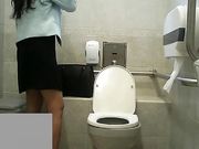 年轻女性如厕 蛮多貌美妙龄女性闯镜～07