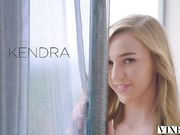 吊钟乳美女紧身红衣诱惑挡不住被老板搞啪啪超刺激