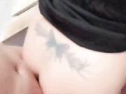 性感混血网红和大屌猛男假装买衣服躲进商场试衣间啪啪啪