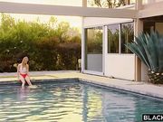 当我无聊的汉娜海斯时，我做坏事I Do Bad Things When Im Bored Hannah Hay