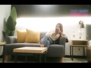 小毛驴微信约嫖身材不错的外围女口技非凡-1