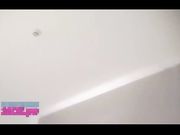 胖哥约颜值不错的美腿少妇上门吃完香蕉