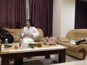 约丰满肥臀94年南京妹性感蓝丝呻吟