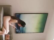 深夜再来一场高颜值牛仔外套苗条妹子，洗完澡再来一炮