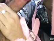 网上买来一堆情趣SM道具给小贱货换上大战三百回合