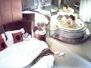 高潮过后淫欲未尽吹硬鸡巴自己坐上