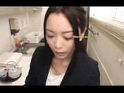 深喉性虐公司的女奴支援各种场所都要做一次