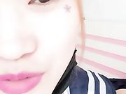 手机直播美女主播学生制服香蕉带套疯狂抽插自慰喜欢不要错过X