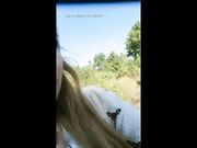 周末放假跟炮友去没人的山上直接草地开干