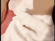 送心仪已久女神回家在rio鸡尾酒里加了东西待她熟睡后扒光肏她太激动了没坚持多久就交货了