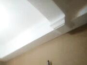 小伙终于把幼师院校网聊了很久的漂亮小美女约到公寓啪啪,颜值高,奶子大