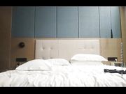 爆裂黑丝套装饥渴御姐 多姿势连续抽插干太猛 姨妈没走完又操出来了