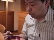 夫が不在の7日間 大嫌いな義父にイカされ続けた私は 深田えいみ 1