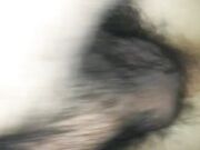 妹子喝醉后半醉半醒中还试图反抗被射了一脸