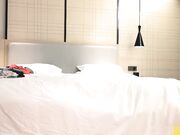 约炮性感长腿美乳妹子舌吻互舔口交后入抽插