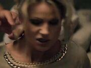 美女狱警监狱疯狂性爱众猛男齐操淫荡小骚货